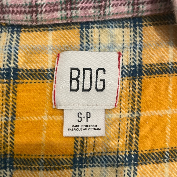 Urban Outfitters BDG oversized flannel - Picture 4 of 5
